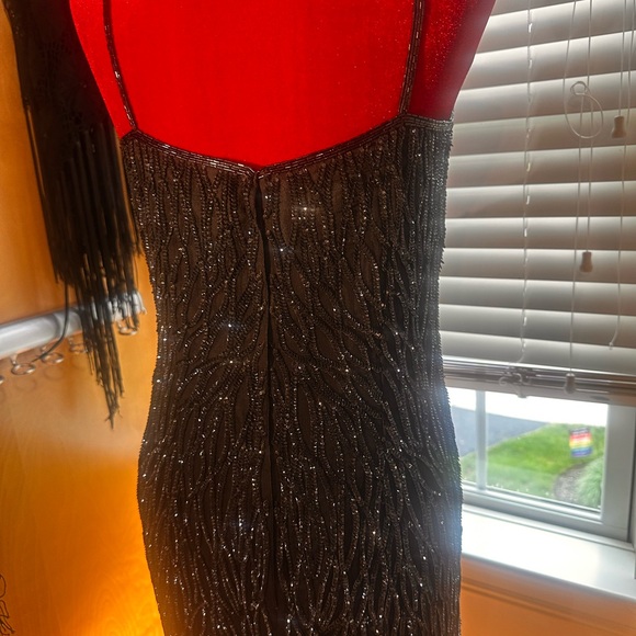 Vintage little Black Dress
Lots of sparkle!
Size 8 - Picture 4 of 16